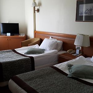 Ozkaymak Marina Hotel